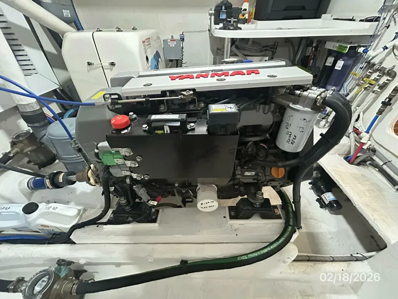 Slide: The Image of 37' Great Harbour port main engine1 - 5943783