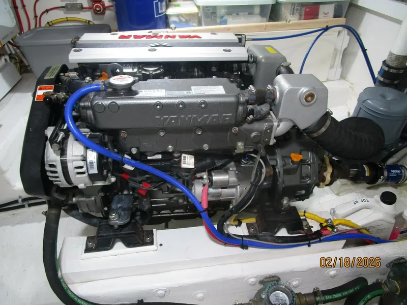 Slide: The Image of 37' Great Harbour starboard main engine2 - 5943807