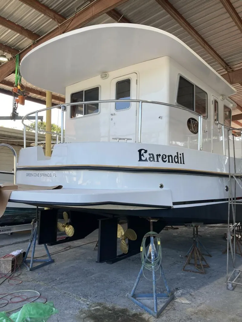 Slide: The Image of 37' Great Harbour hauled out3 - 5943789