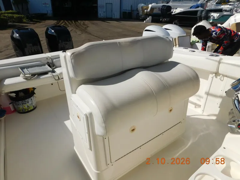 Slide: The Image of Helm Seating - 5944111