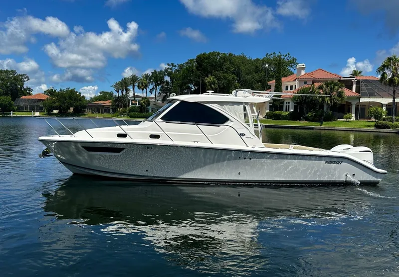 The Image of Pursuit 325 OS 2019 - undefined