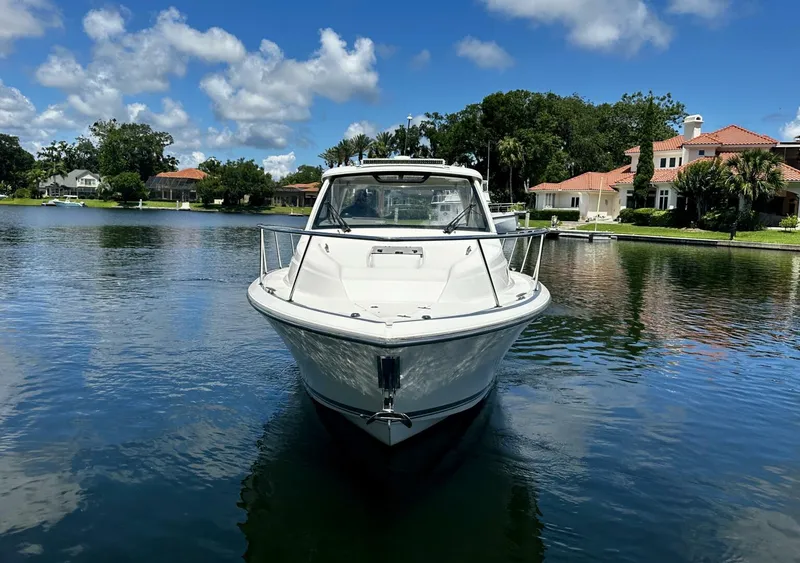 Slide: The Image of Pursuit OS 325 - Exterior 2019 Pursuit OS325 - 5944127