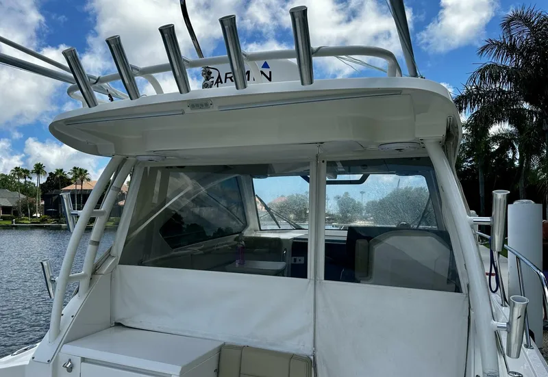 Slide: The Image of Pursuit OS 325 - Exterior 2019 Pursuit OS325 - 5944132