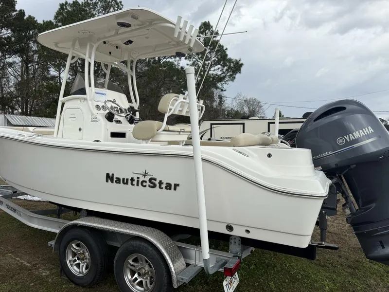 Slide: The Image of NauticStar 2302 Legacy 2022 - 5944958
