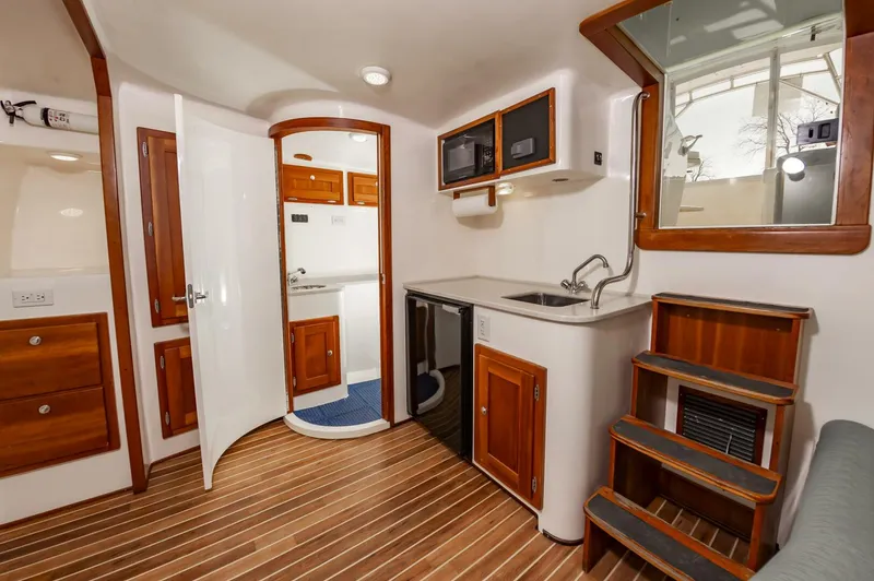 Slide: The Image of Custom Carolina 40 Layton Express 2003 - 5944188