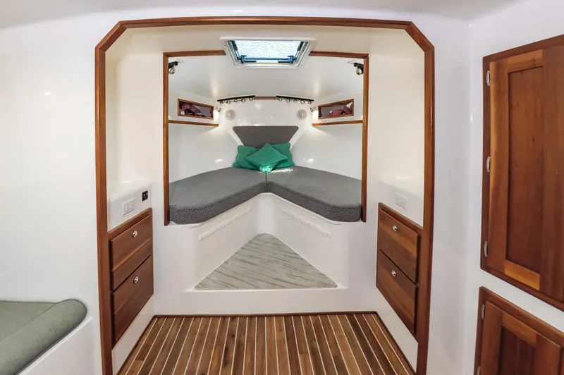 Slide: The Image of Custom Carolina 40 Layton Express 2003 - 5944190