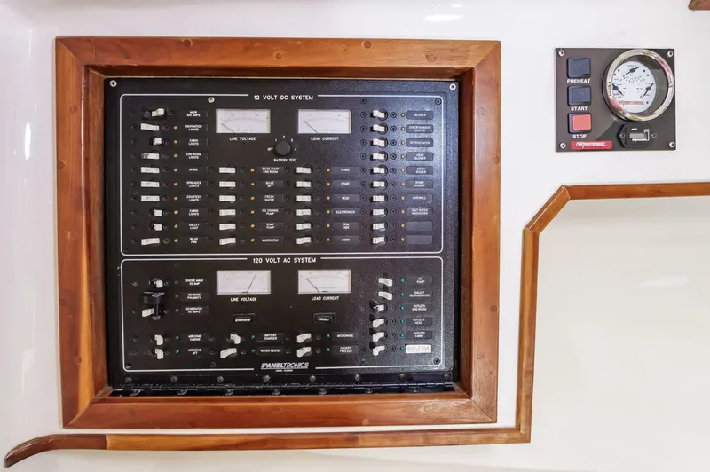 Slide: The Image of Custom Carolina 40 Layton Express 2003 - 5944199