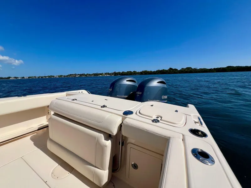 Slide: The Image of Grady-White Fisherman 257 2018 - 5944332