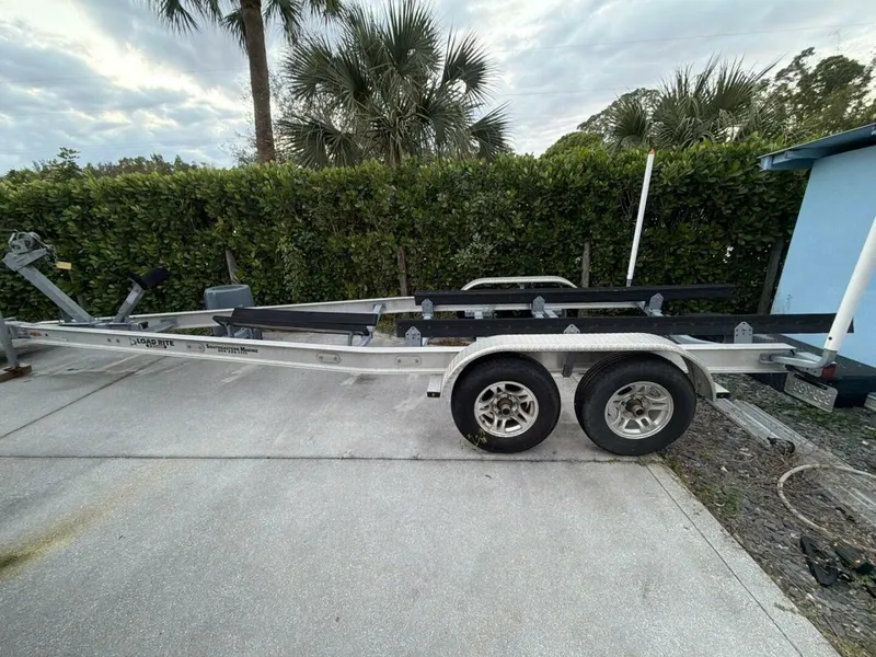 Slide: The Image of Grady-White Fisherman 257 2018 - 5944306