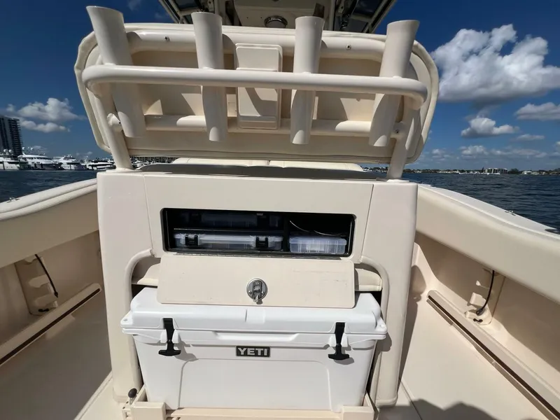 Slide: The Image of Grady-White Fisherman 257 2018 - 5944340