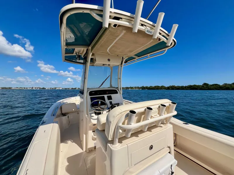 Slide: The Image of Grady-White Fisherman 257 2018 - 5944322