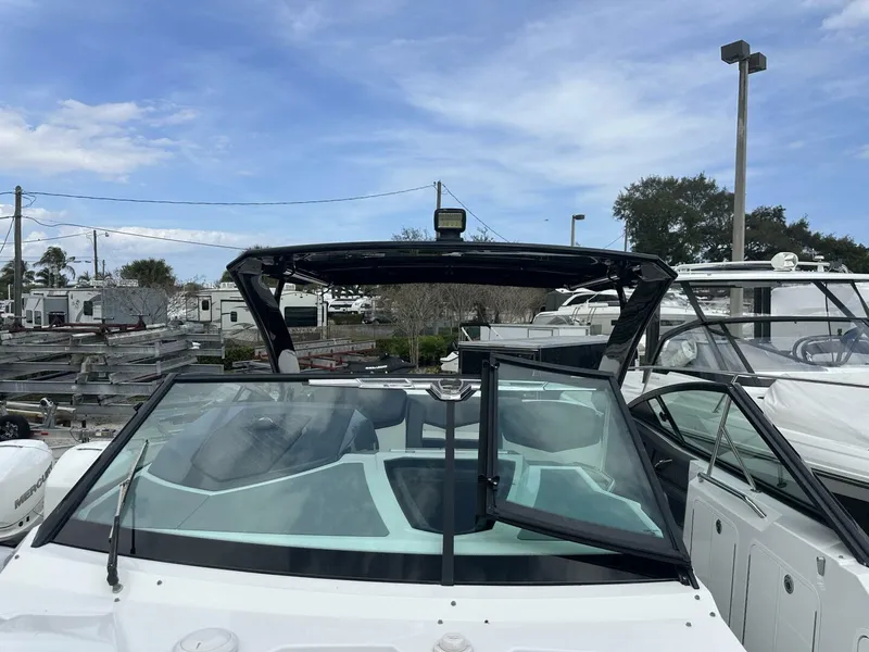 Slide: The Image of Cruisers 338 Outboard 2019 - 5944493