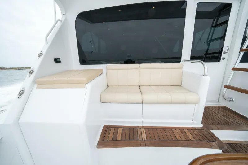 Slide: The Image of 2005 Viking 52 Convertible "Aquaholic" - 5944694