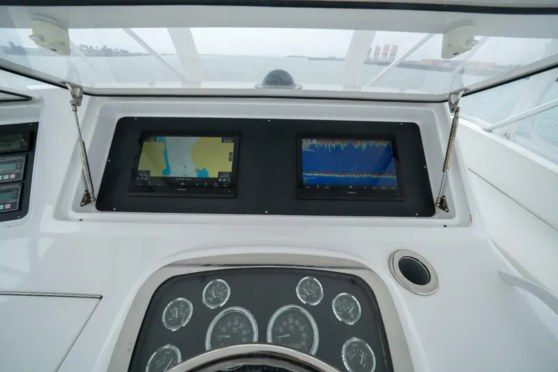 Slide: The Image of 2005 Viking 52 Convertible "Aquaholic" - 5944699