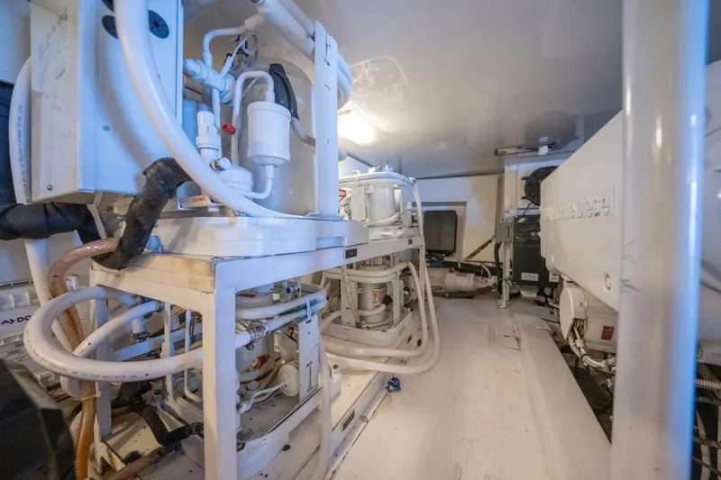 Slide: The Image of 2005 Viking 52 Convertible "Aquaholic" - 5944704