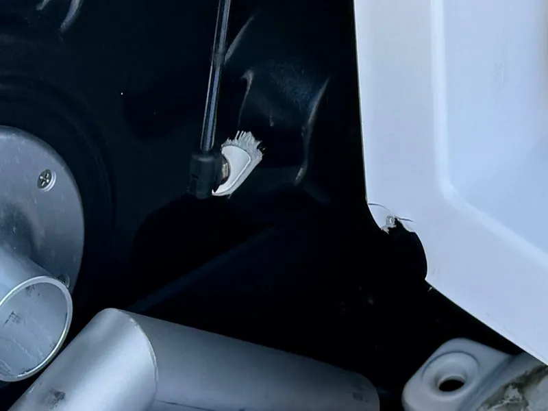 Slide: The Image of Correct Craft Ingenity 23EL2 Electric Boat 2023 - 5945125