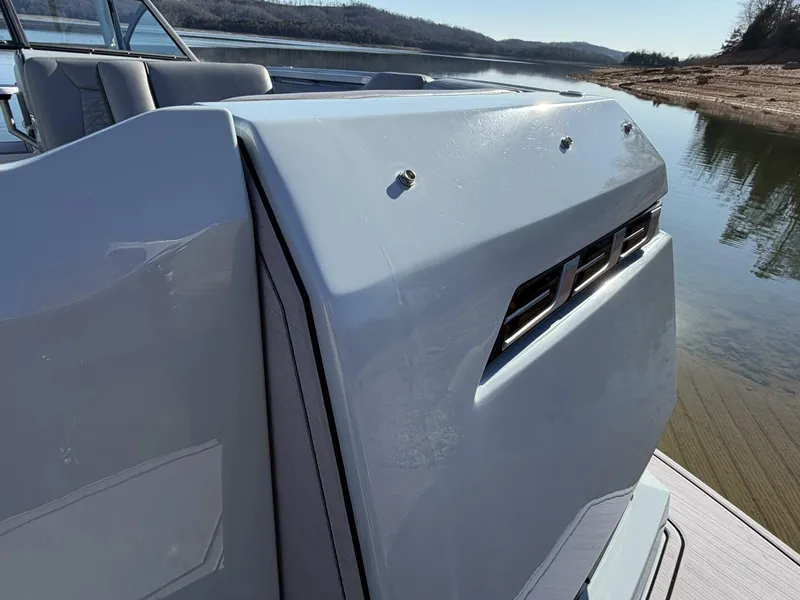 Slide: The Image of Correct Craft Ingenity 23EL2 Electric Boat 2023 - 5945133