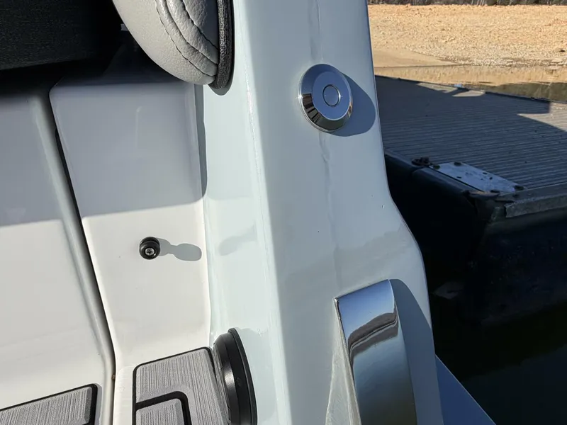 Slide: The Image of Correct Craft Ingenity 23EL2 Electric Boat 2023 - 5945152