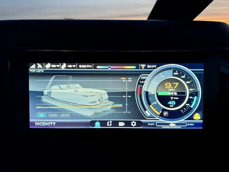 Slide: The Image of Correct Craft Ingenity 23EL2 Electric Boat 2023 - 5945171