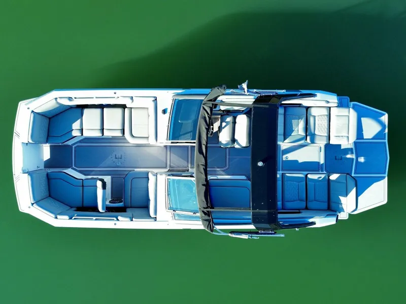 Slide: The Image of Correct Craft Ingenity 23EL2 Electric Boat 2023 - 5945000