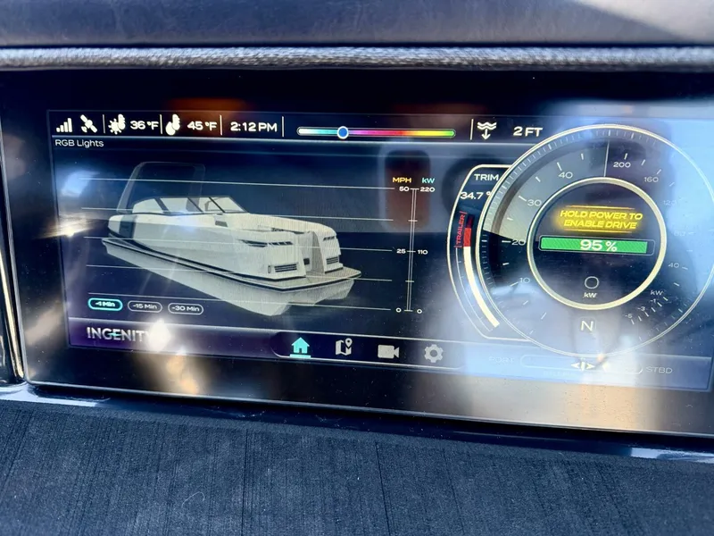 Slide: The Image of Correct Craft Ingenity 23EL2 Electric Boat 2023 - 5945066