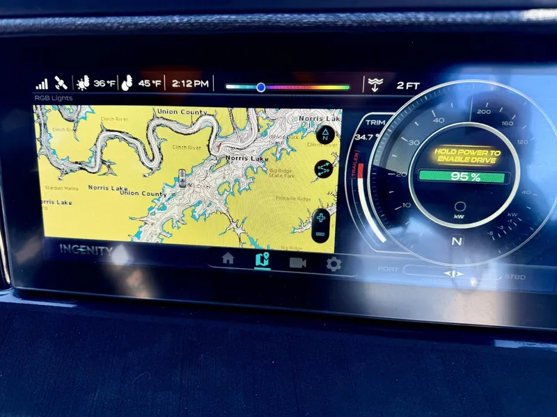 Slide: The Image of Correct Craft Ingenity 23EL2 Electric Boat 2023 - 5945067