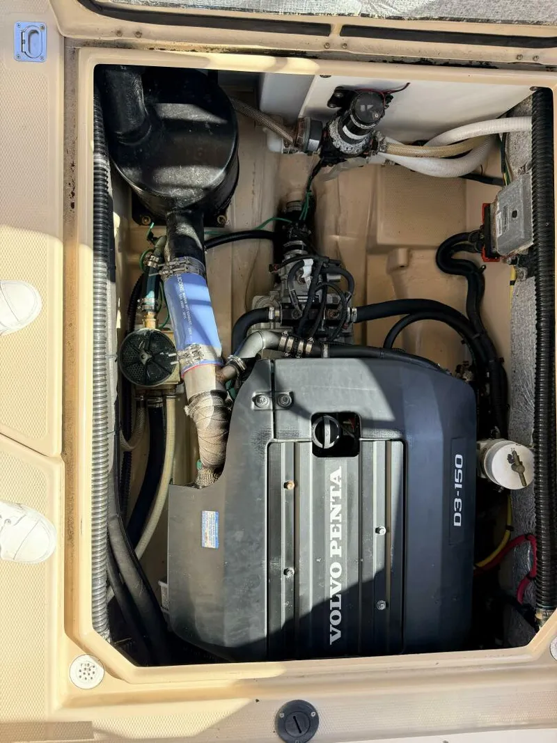 Slide: The Image of Ranger Tug R-25 SC 2016 - 5955827