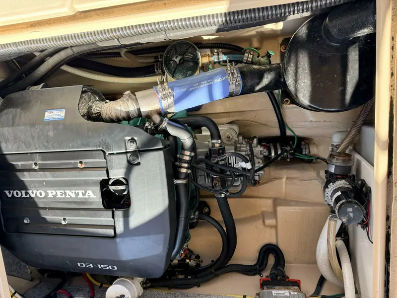 Slide: The Image of Ranger Tug R-25 SC 2016 - 5955828