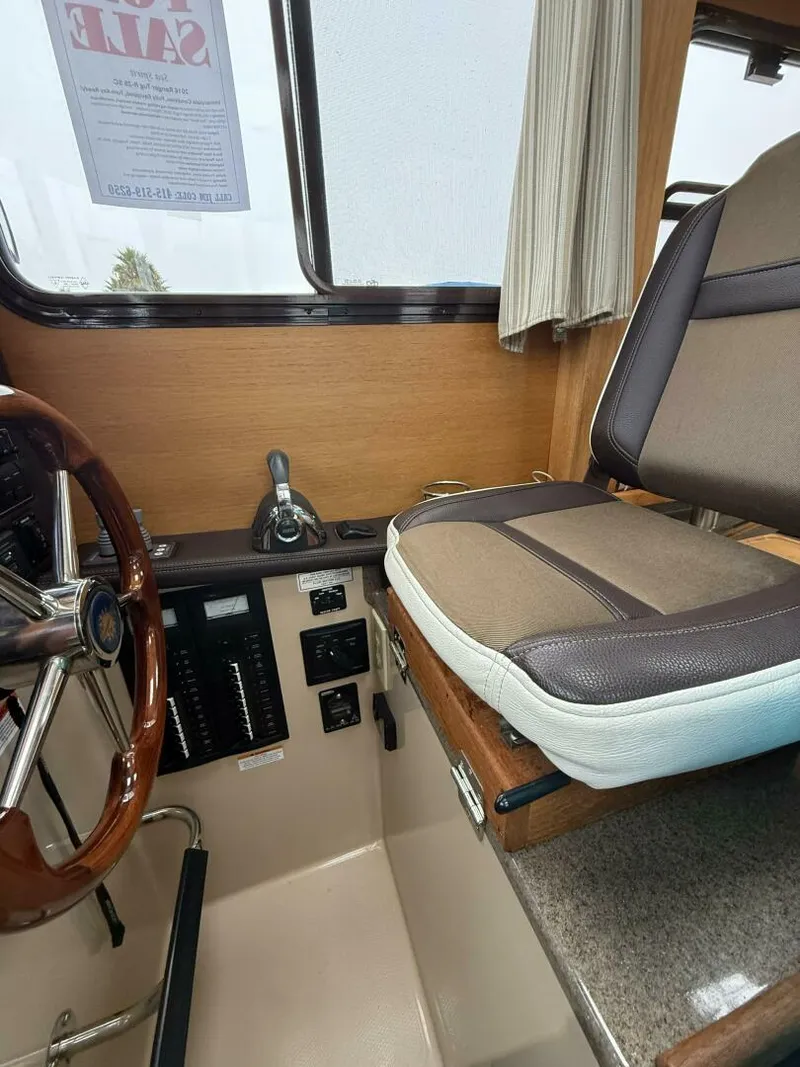 Slide: The Image of Ranger Tug R-25 SC 2016 - 5955847