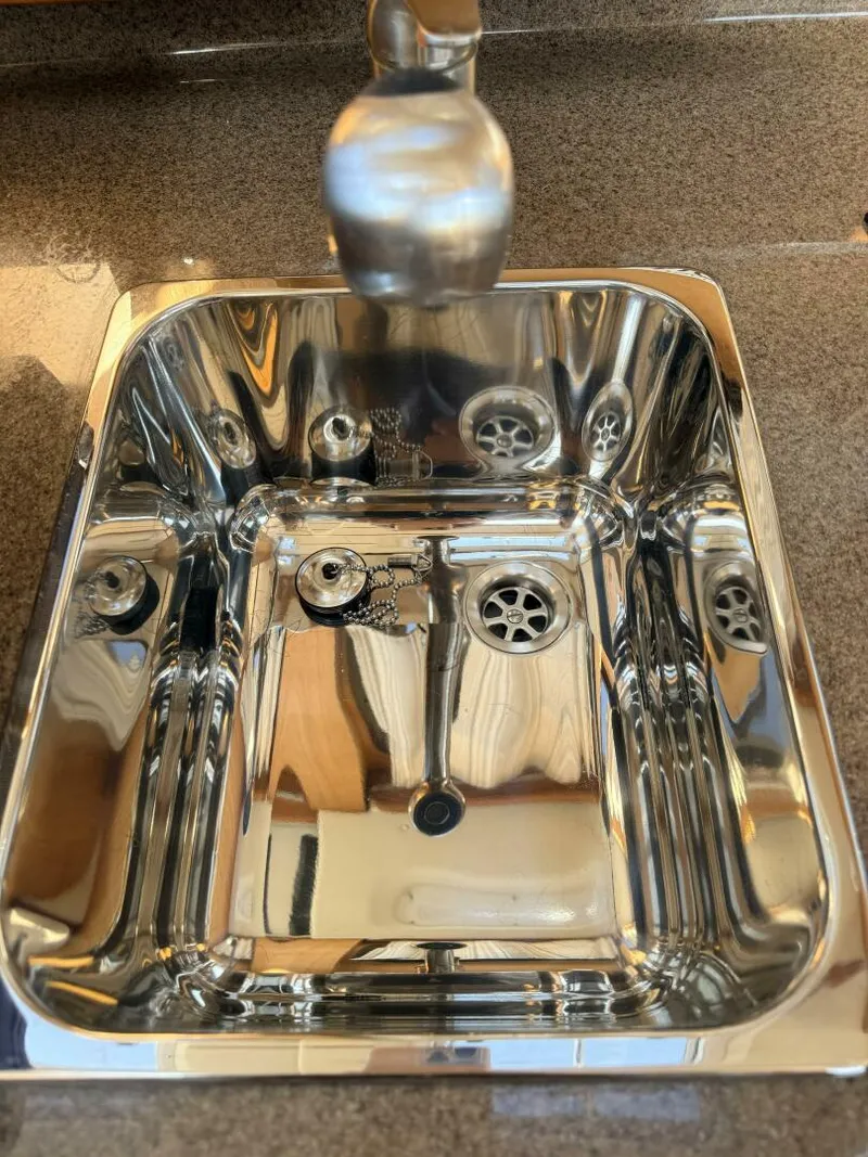 Slide: The Image of Ranger Tug R-25 SC 2016 - 5955865