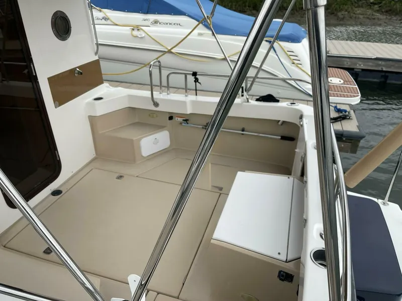 Slide: The Image of Ranger Tug R-25 SC 2016 - 5955819