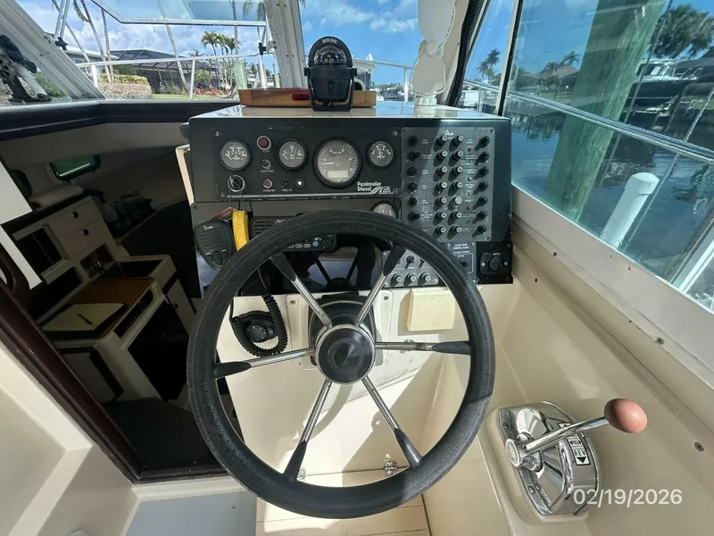 Slide: The Image of 28' Albin helm2 - 5945682