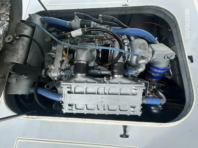 Slide: The Image of 28' Albin main engine - 5945684