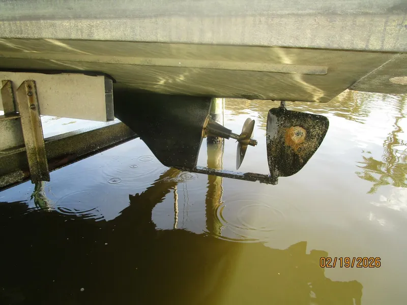 Slide: The Image of 28' Albin running gear - 5945689