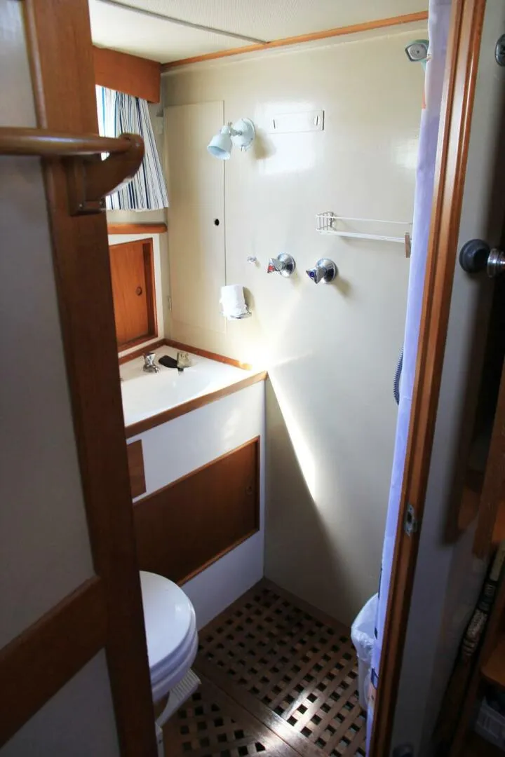 Slide: The Image of Grand Banks GB42 1974 - 5945824