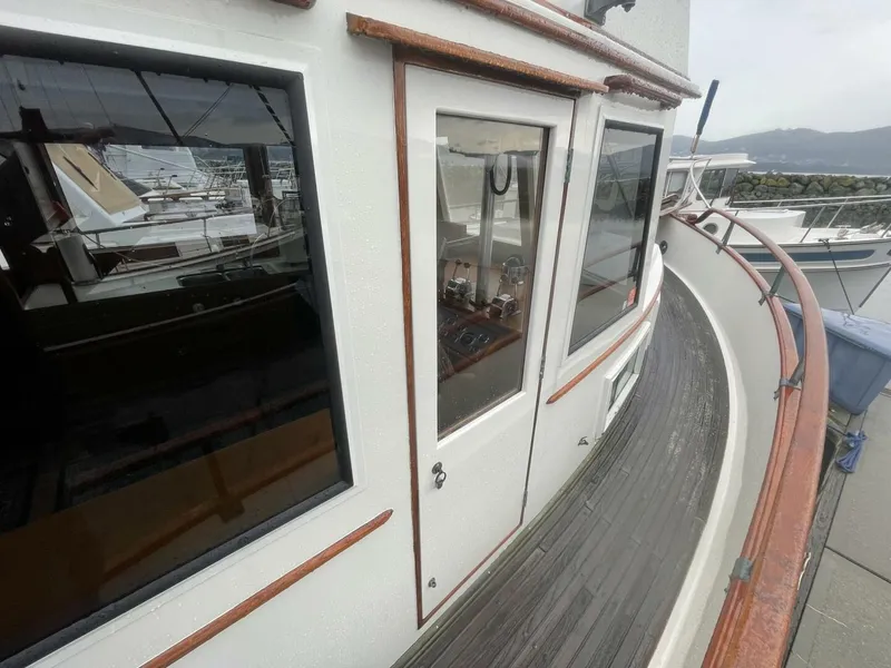 Slide: The Image of Grand Banks GB42 1974 - 5945797