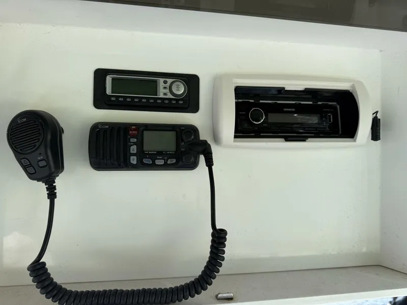 Slide: The Image of Luhrs 38 Convertible 2005 - 5946450