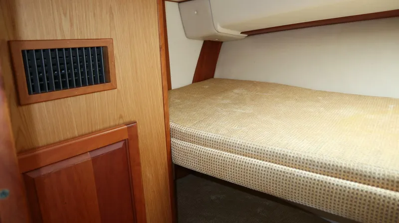 Slide: The Image of Luhrs 38 Convertible 2005 - 5946479