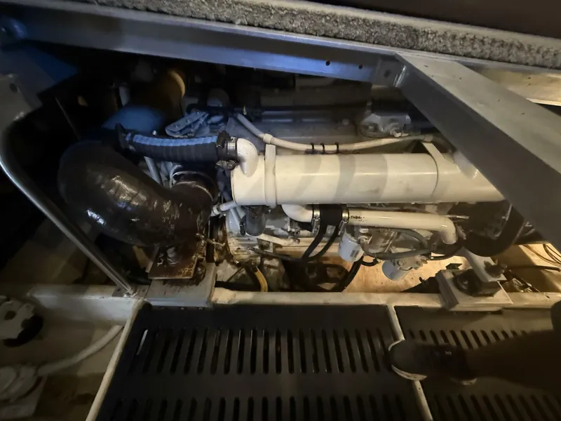 Slide: The Image of Luhrs 38 Convertible 2005 - 5946434