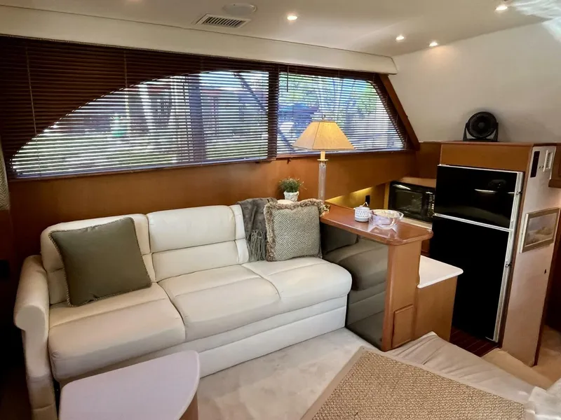 Slide: The Image of Post 42 Convertible 1999 - 5946920