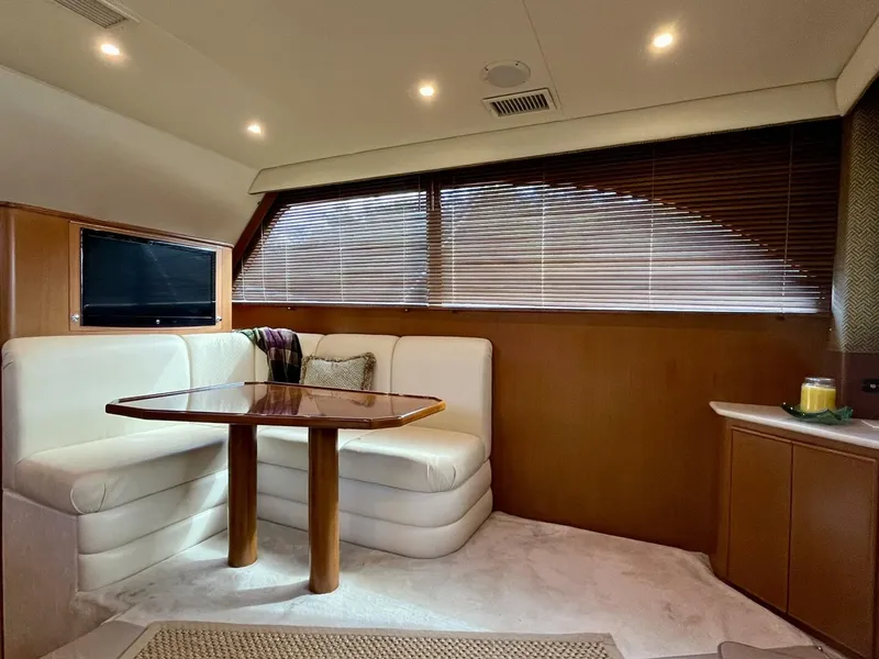 Slide: The Image of Post 42 Convertible 1999 - 5946923