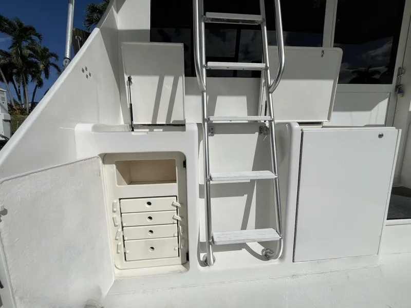 Slide: The Image of Post 42 Convertible 1999 - 5946888