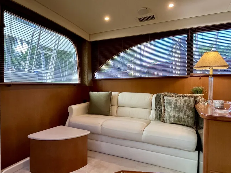 Slide: The Image of Post 42 Convertible 1999 - 5946924