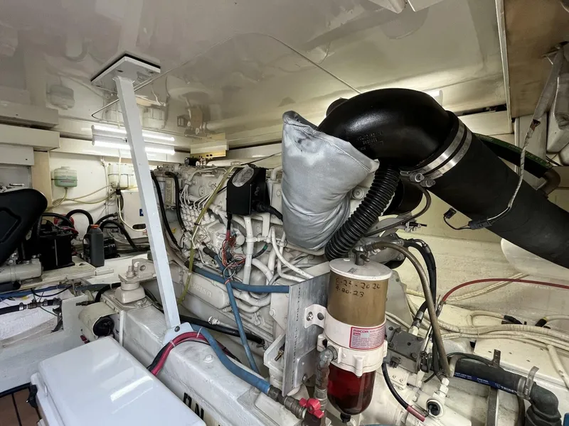 Slide: The Image of Post 42 Convertible 1999 - 5946890