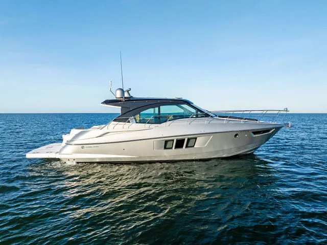 Slide: The Image of Cruisers Yachts 45 Cantius 2018 - 23