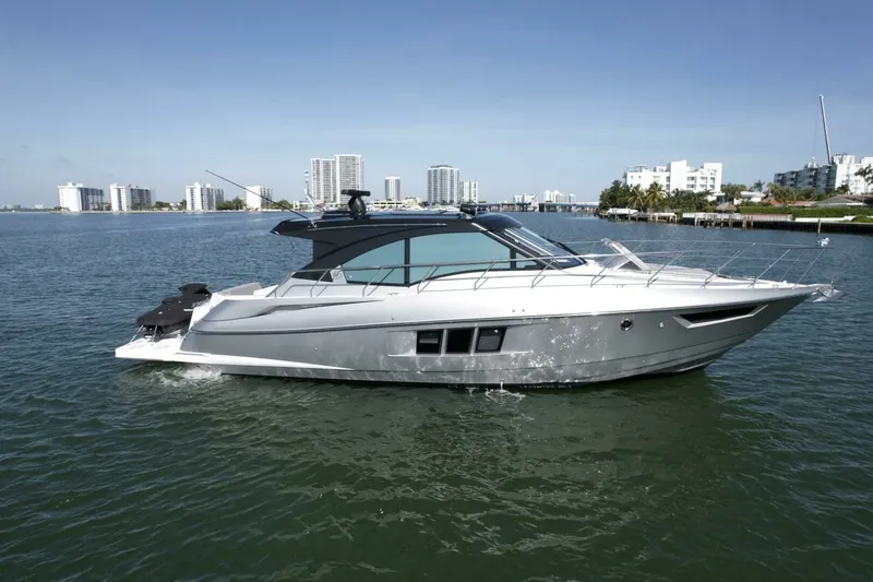 The Image of Cruisers 45 - Insieme - Exterior Profile 2018 Cruisers 45 Cantius - Insieme - 7679249