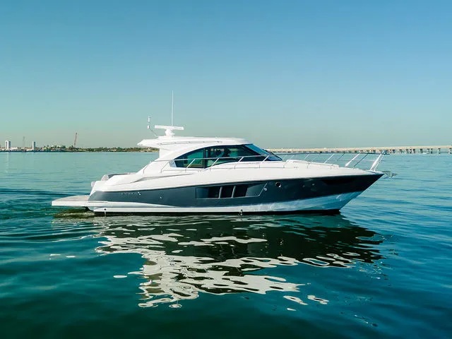 Slide: The Image of Cruisers Yachts 45 Cantius 2018 - 67