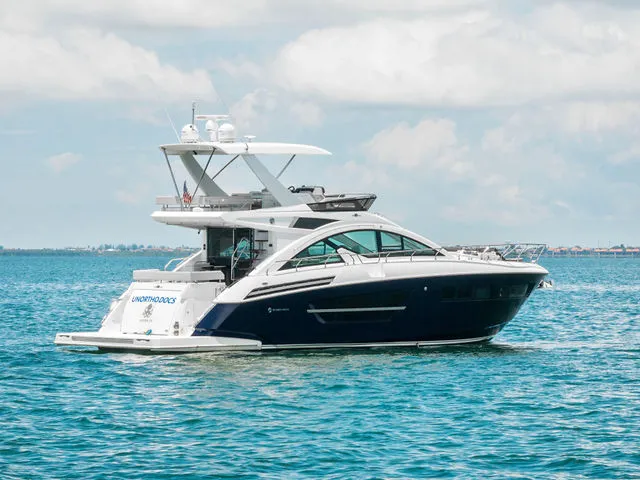 Slide: The Image of Cruisers Yachts 45 Cantius 2018 - 71
