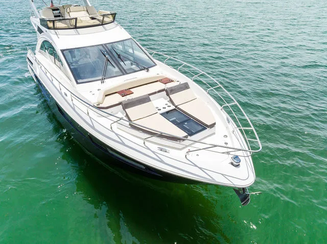 Slide: The Image of Cruisers Yachts 45 Cantius 2018 - 76