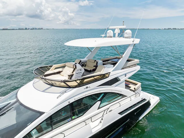 Slide: The Image of Cruisers Yachts 45 Cantius 2018 - 81
